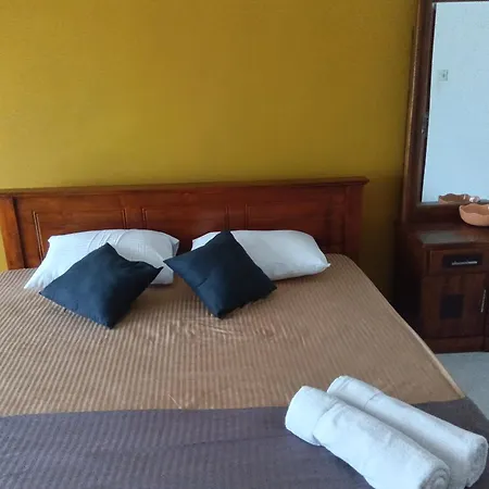 The Breeze Apartment Galle Room photo
