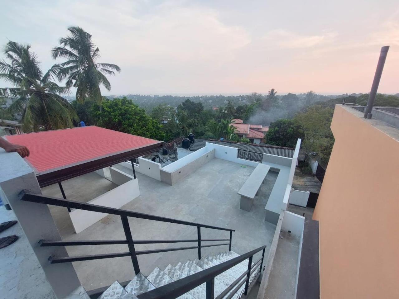 The Breeze Apartment *